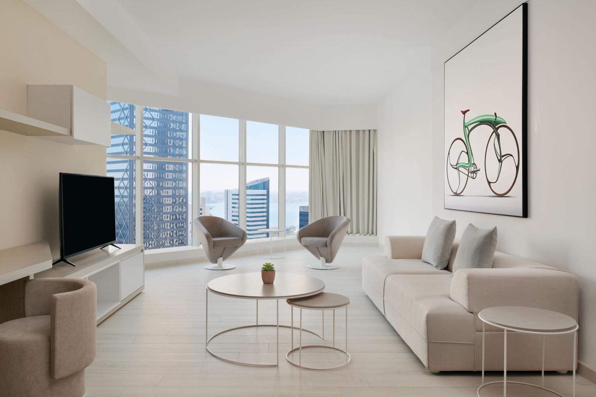 Готель Element By Westin West Bay Доха Екстер'єр фото A living room in a condominium