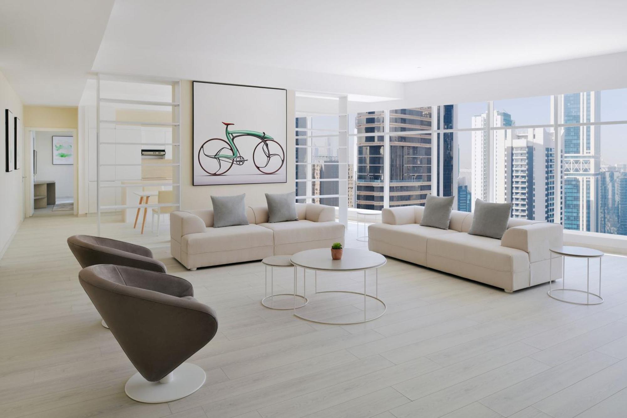 Готель Element By Westin West Bay Доха Екстер'єр фото The interior of a typical condominium